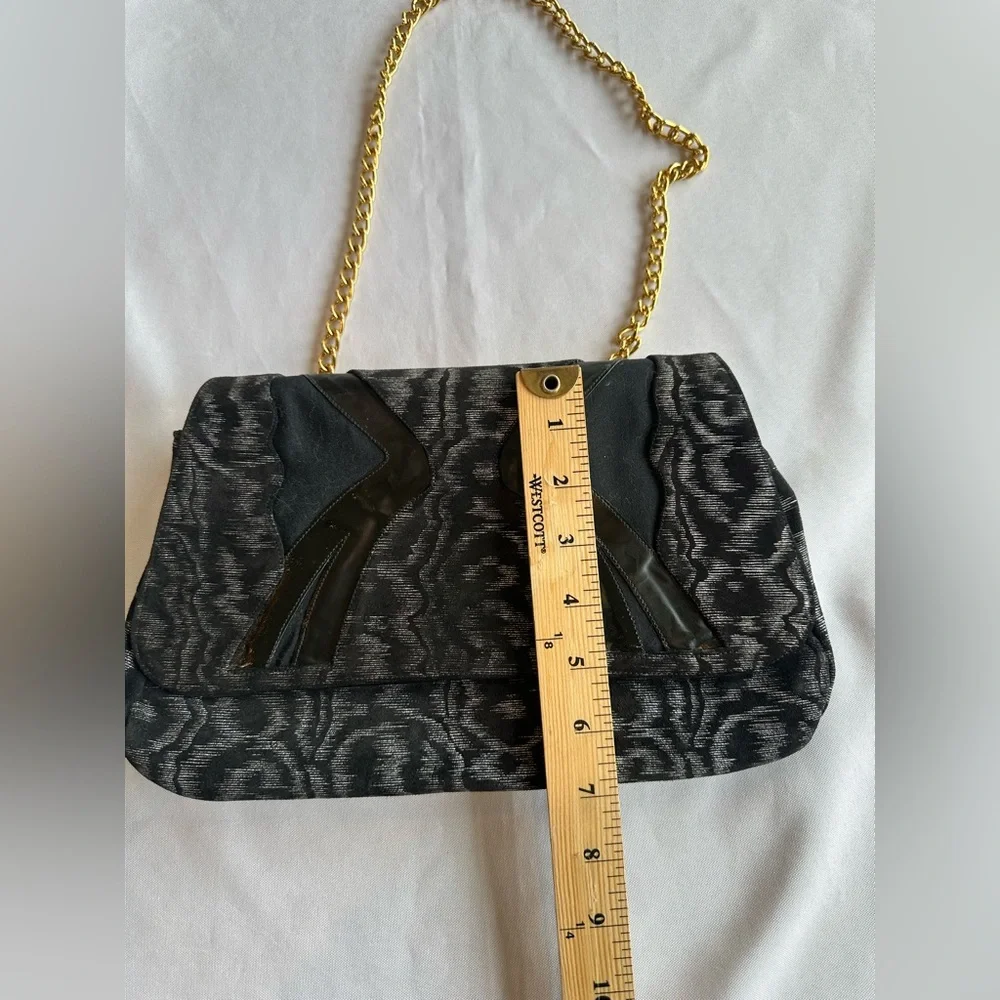 Vintage Annere Elegant Black Purse with Gold Chain Made in Venezuela
